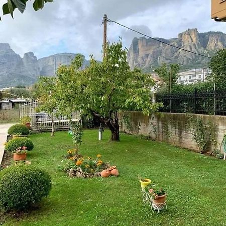 Апартаменти Meteora View Garden Каламбака Екстер'єр фото